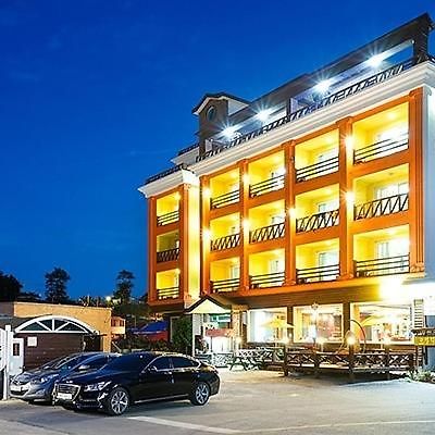 Leselect Pension Kangrung Kültér fotó